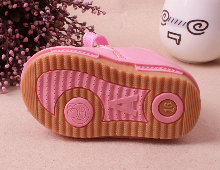 Soft and Cozy Leather Plush Baby Shoes for Girls -  Adorable Beginnings